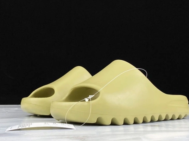 Adidas Yeezy Slides FX0494 'Resin' 0923